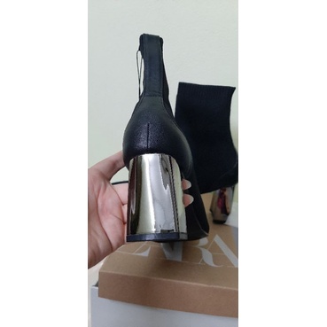 Boots bốt Zara gót sáng len chun dày xịn