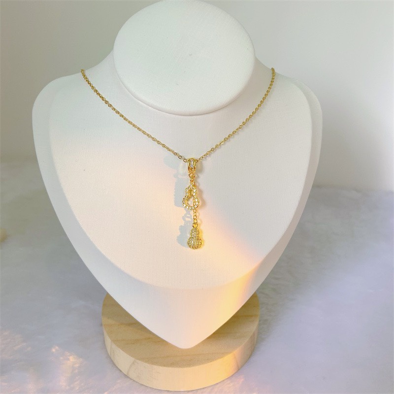 Dây chuyền titan nữ không gỉ mạ vàng 18k, mặt hồ lô may mắn Her Accessories CT320