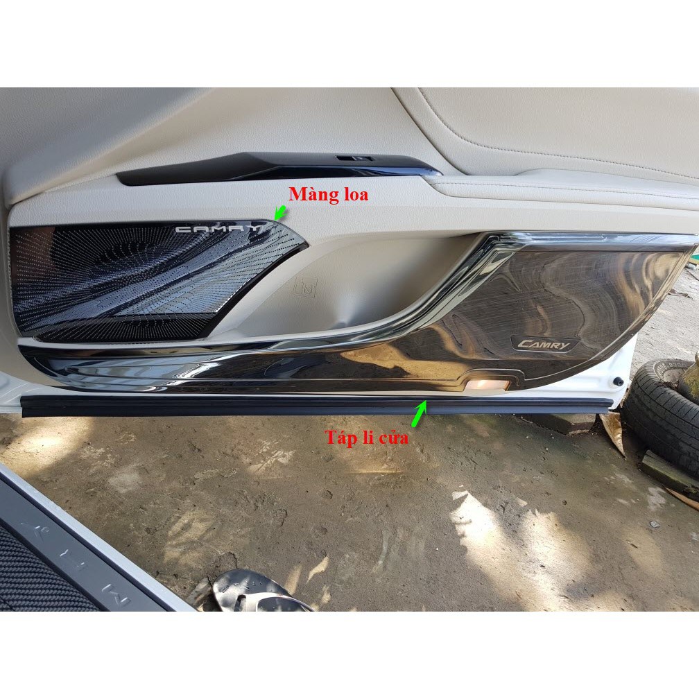 Ốp chống xước tapli cánh cửa titan Camry, Ốp màng loa Toyota Camry 2019 2020 2021chất liệu TiTan Cao Cấp