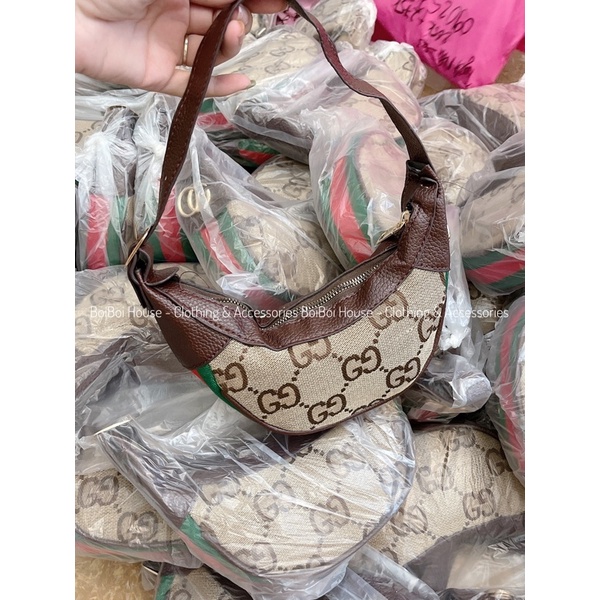 Túi đeo vai  sang chảnh cho bé