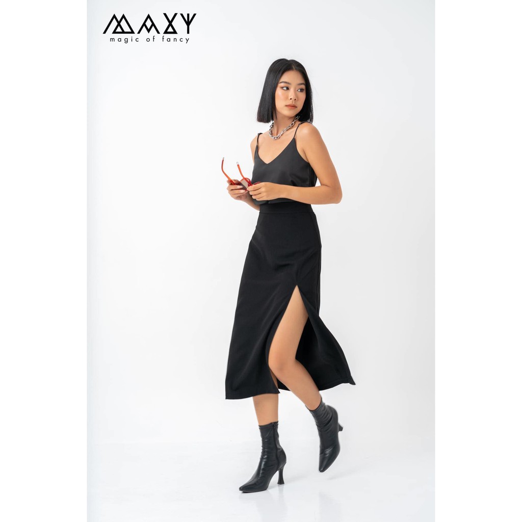 Chân váy dài xẻ cao cutout skirt Maxy Workshop | BigBuy360 - bigbuy360.vn