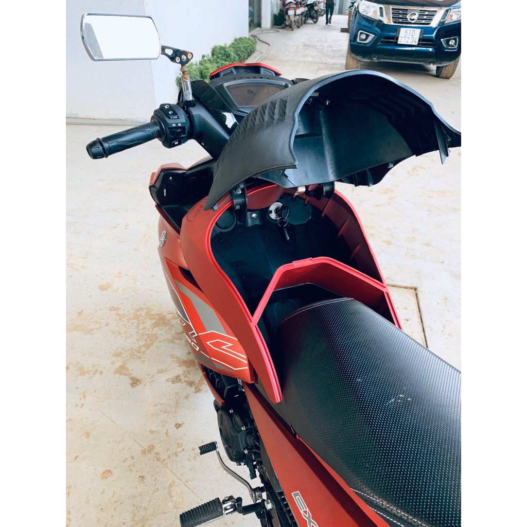 THÙNG GIỮA EXCITER 150 KIỂU MOTO