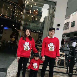 Áo len mèo thần tài