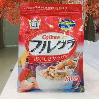Ngũ cốc ăn sáng Calbee