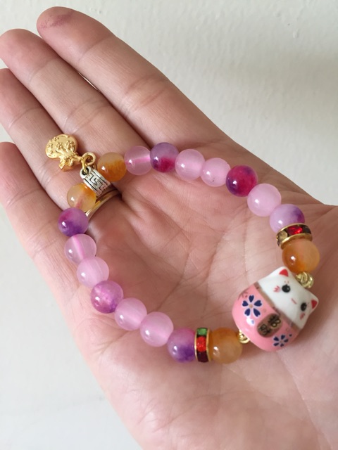 Vòng mèo gốm may mắn