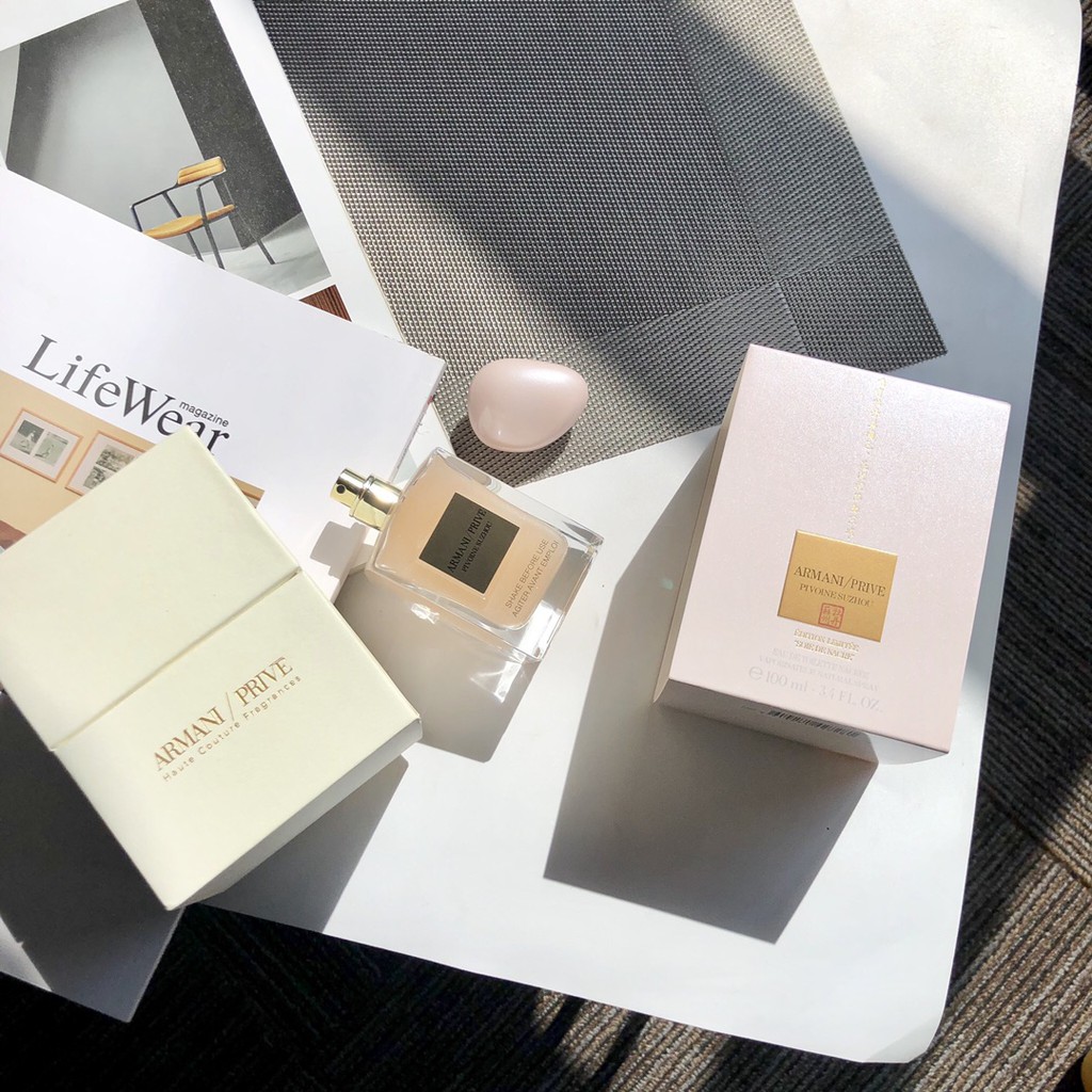 Armani Tô Châu Peony Limited Prive Christmas Gold Powder Perfume 100ml | BigBuy360 - bigbuy360.vn
