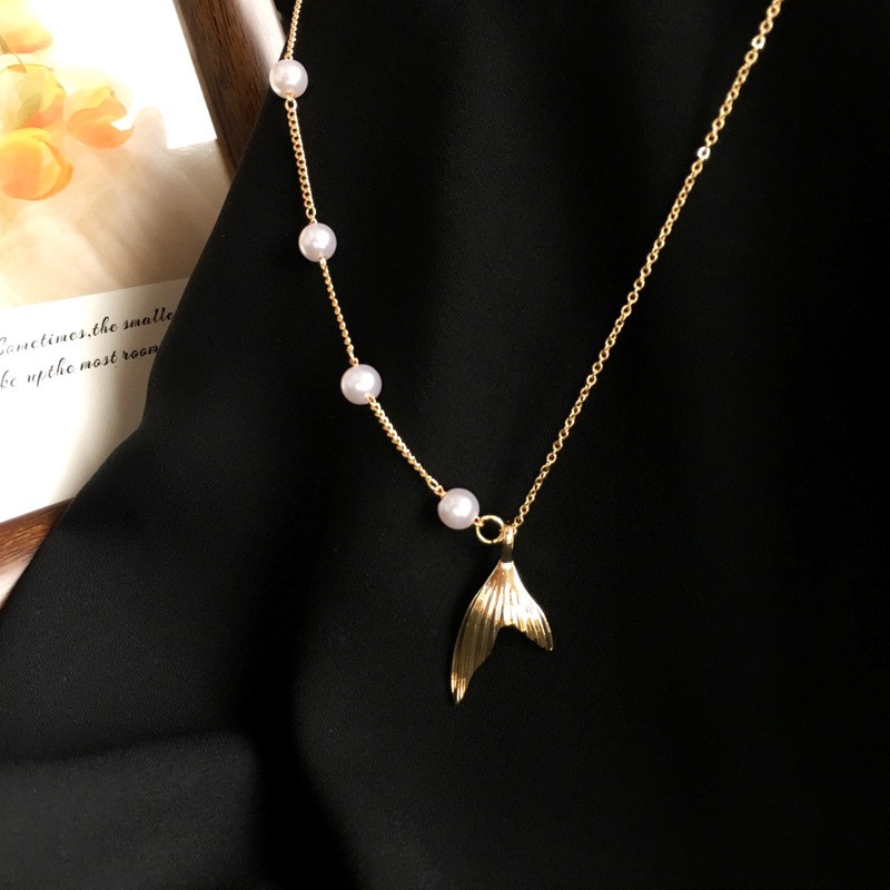 Vòng Cổ Đính Ngọc Trai Hình Đuôi Cá B0021