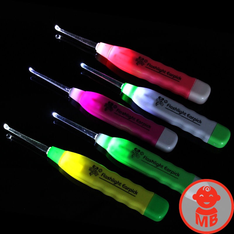 Đèn soi tai cho bé tiện lợi