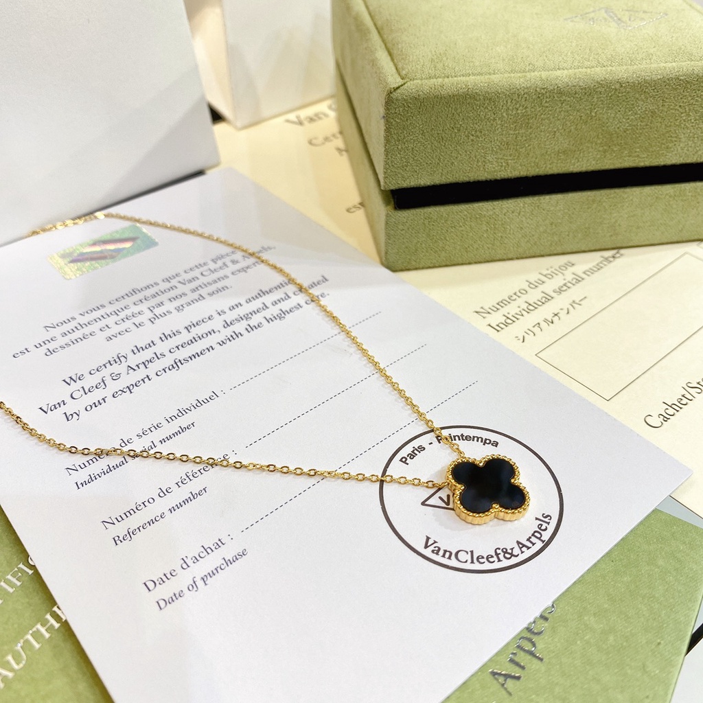 Set Dây Chuyền, Bông Tai Và Vòng Tay Titan Cao Cấp Ròm House Không Hoen Rỉ Sang Chảnh - ms897903