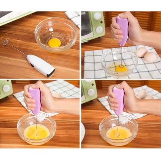 máy đánh trứng tạo bọt cầm tay mini