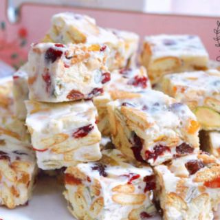 Bánh bông tuyết handmade
