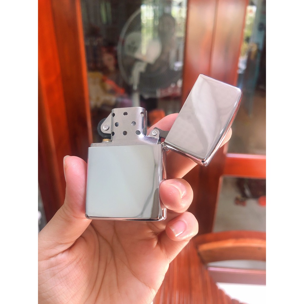 VỎ BẬT LỬA Zippo Màu Trắng Bạc Loại Trơn Bóng