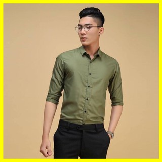 Sơ Mi trơn nam màu rêu nhạt chất liệu cotton form ôm nhẹ cho nhiều lứa tuổi
