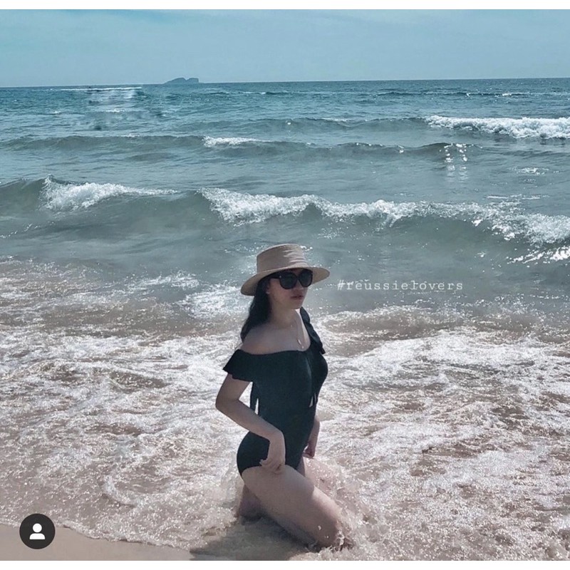 𝑹𝑬𝑼𝑺𝑺𝑰𝑬 𝑩𝑰𝑲𝑰𝑵𝑰 Đồ bơi một mảnh đen áo trễ vai bèo phong cách Hàn Quốc #rsbkn010