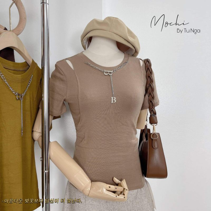 Áo thun tăm khoét vai dây xích