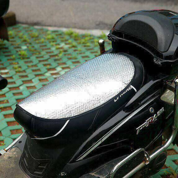 Tấm bạt chống nắng yên xe máy - Bạt phủ chống nóng yên xe máy