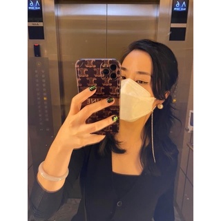 Dây đeo khẩu trang và kính