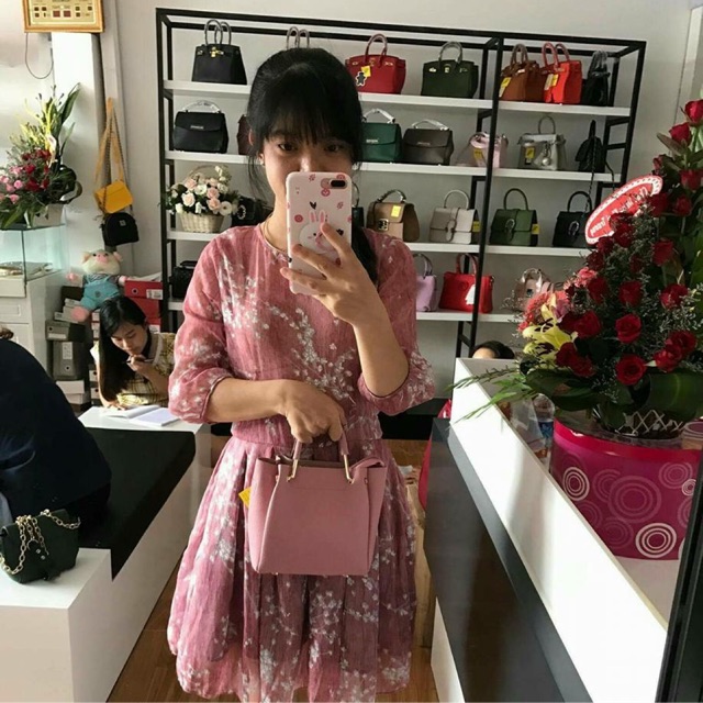 Đầm voan hoạ tiết hoa nhí