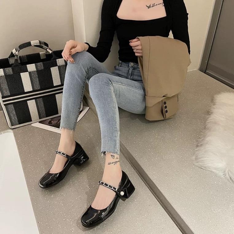 SẴN HÀNG , xám chỉ còn 37 _ Giày Mary Jane quai cài đế vuông 4cm Vitage phiên bản Hàn mới nhất .