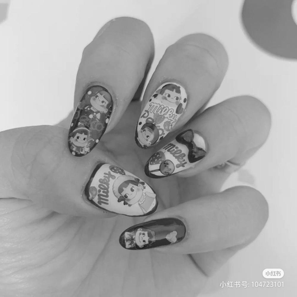 Miếng Dán Trang Trí Móng Tay 3D DIY Hình Gấu Hoạt Hình Xinh Xắn