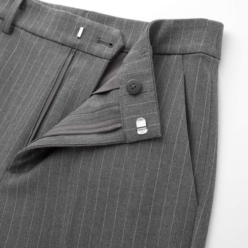 Quần vải kẻ sọc dọc dòng Ezy Pants thời trang, thanh lịch của UNIQLO