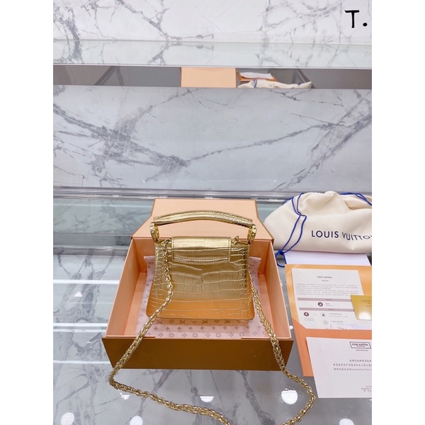 Túi xách lv capucines sz 20 chất da thật