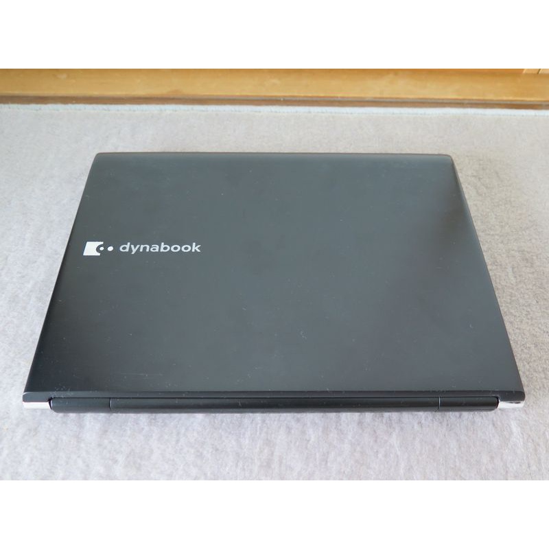 Laptop văn phòng đẳng cấp Toshiba Dynabook R700, chip core i5 đủ phụ kiện | BigBuy360 - bigbuy360.vn
