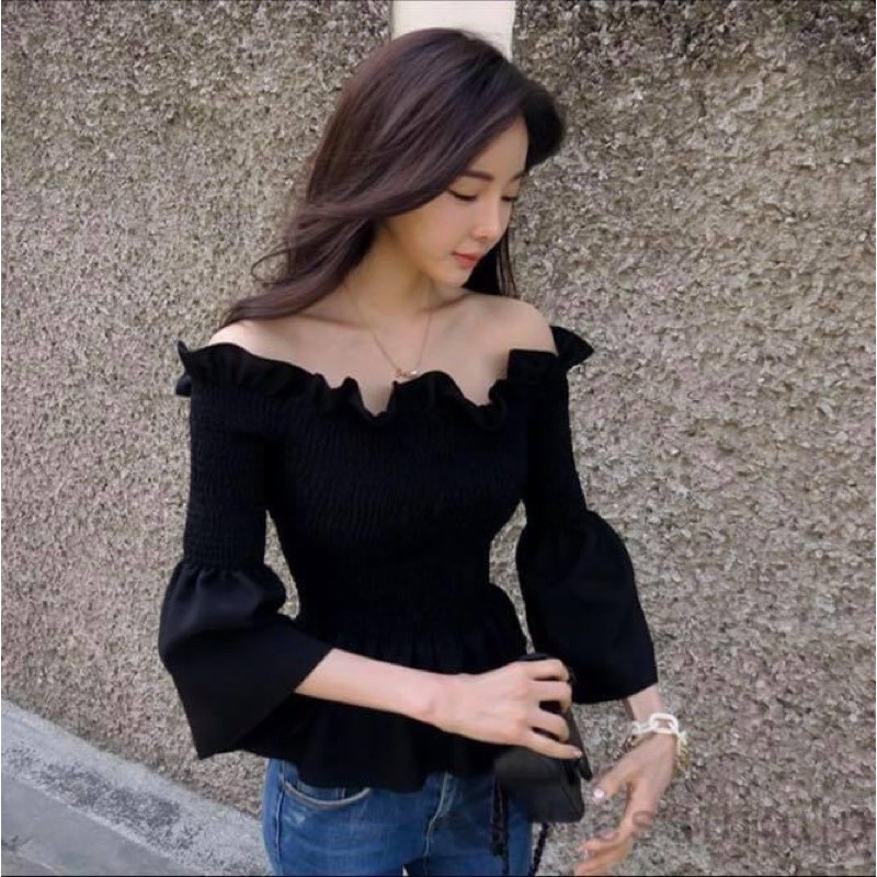 Áo kiểu ngắn nữ trễ vai tay loe peplum trơn đen chun eo - Order taobao quảng châu