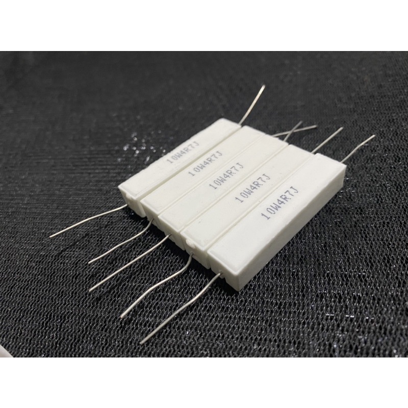 Trở sứ chân nhỏ dài 10w 4.7R