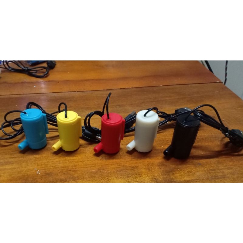 (CD USB) Máy bơm nước mini DC 3v-5v đen/trắng (bơm chìm) có đầu usb