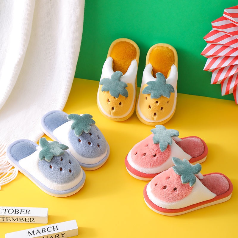 Dép Bông Đi Trong Nhà Cho Bé Hình Trái Cây Dâu Tây Dễ Thương