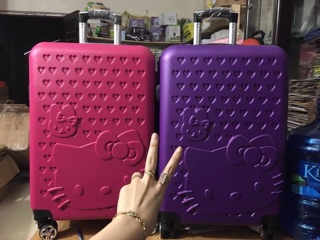 \SIZE 20/ VALI KÉO HELLO KITTY SIÊU CUTE