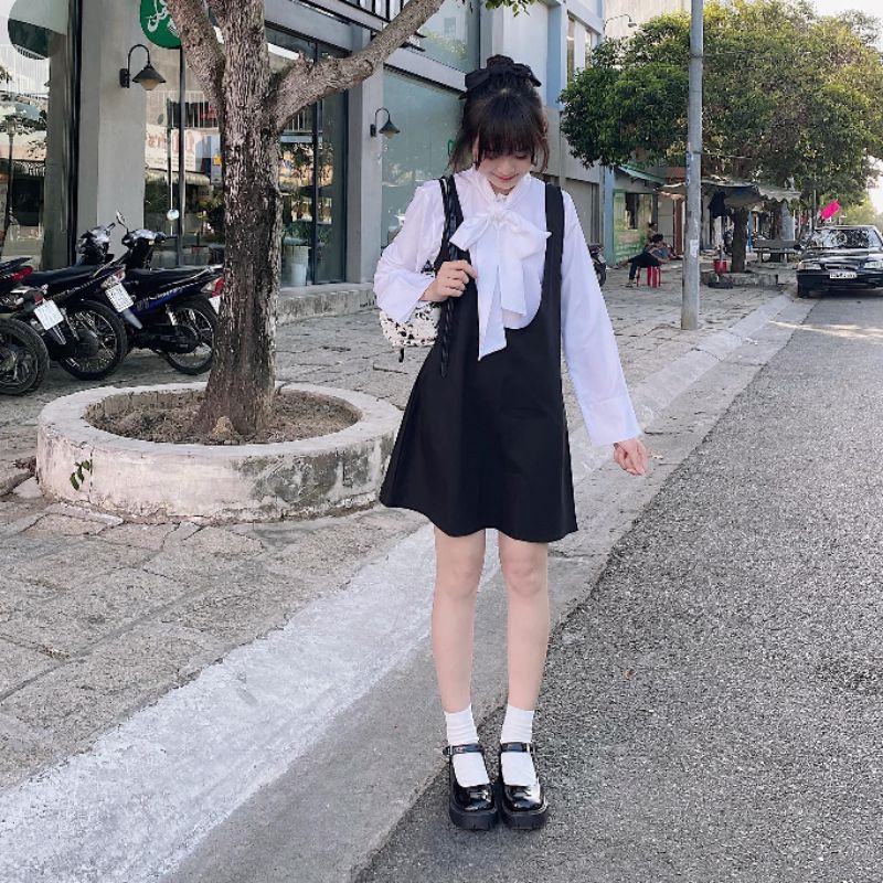 set áo sơ mi kèm yếm đen
