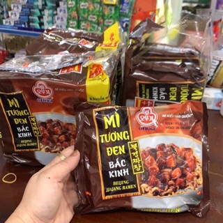 Mì Tương Đen Bắc Kinh Ottogi gói 135g