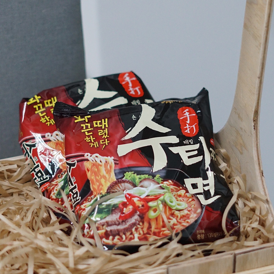 Lốc 5 Gói Mì Sutah Bò Cay Samyang (120g/gói)