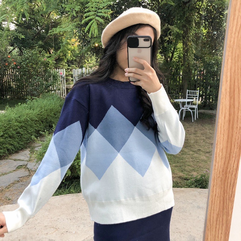 Ocean skirt - chân váy len màu xanh navy dáng ôm nhẹ và co giãn