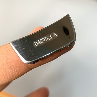 Nắp logo điện thoại cổ Nokia 8910