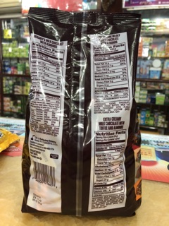 SOCOLA HẠNH NHÂN HERSHEY’S NUGGETS CHOCOLATE 1,47KG