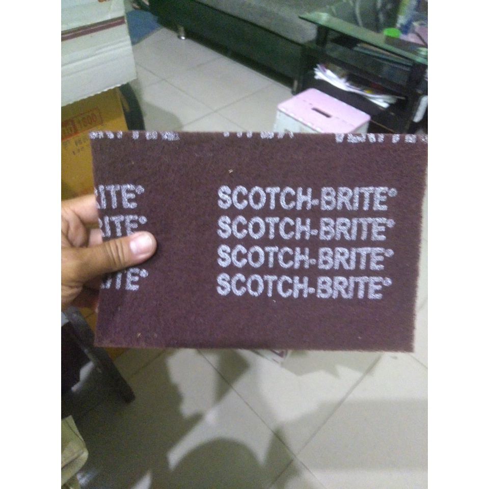 Miếng chà nhám Scotch-Brite 3M 7447 kích thước 6" x 9" (152mm x 228mm)