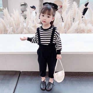 Set yếm kẻ cực xinh cho bé gái