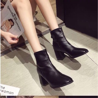 (Order) Boots mũi vuông da lì trơn basic dễ phối đồ cổ lửng gót vuông 7cm
