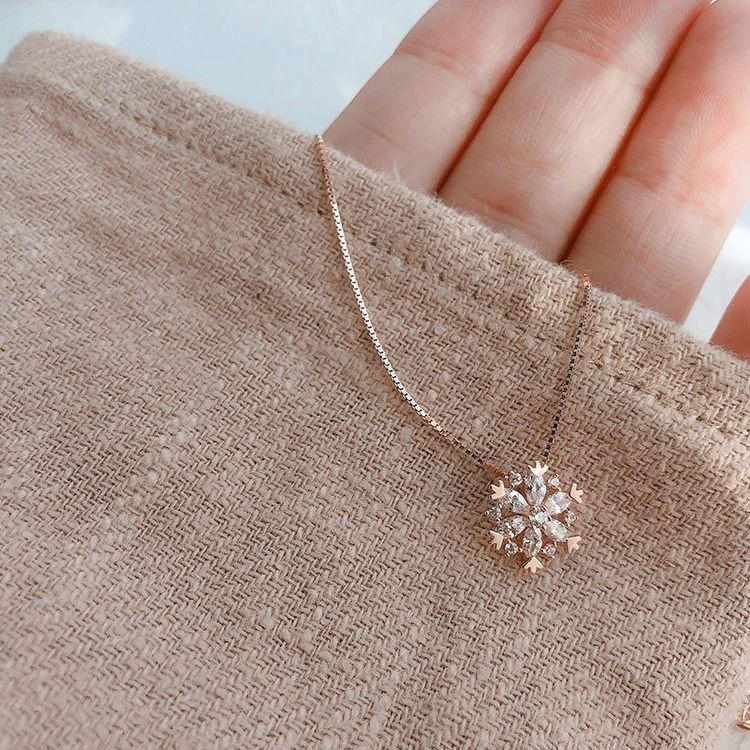 925 Sterling Silver Snowflake Pendant Shiny Zircon Necklace ins Clavicle Chain