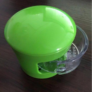Dụng cụ băm hành tỏi nhà bếp