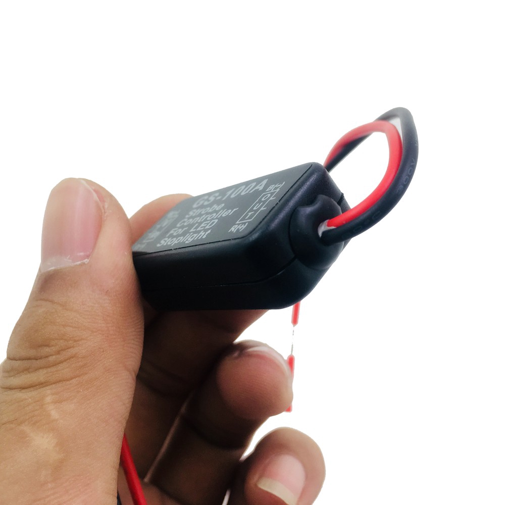 1 Hộp Điều Khiển Nhấp Nháy Đèn Phanh Xe Hơi 12v Gs-100A