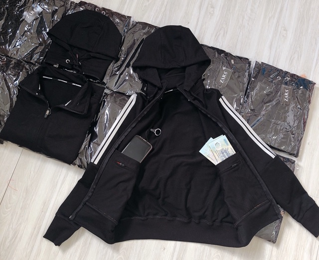 Áo khoác thể thao màu đen | BigBuy360 - bigbuy360.vn