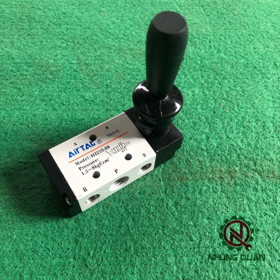 Tay Gạt Chia Hơi . Chuyển Tầng Trên Xe ô tô Tải Ben