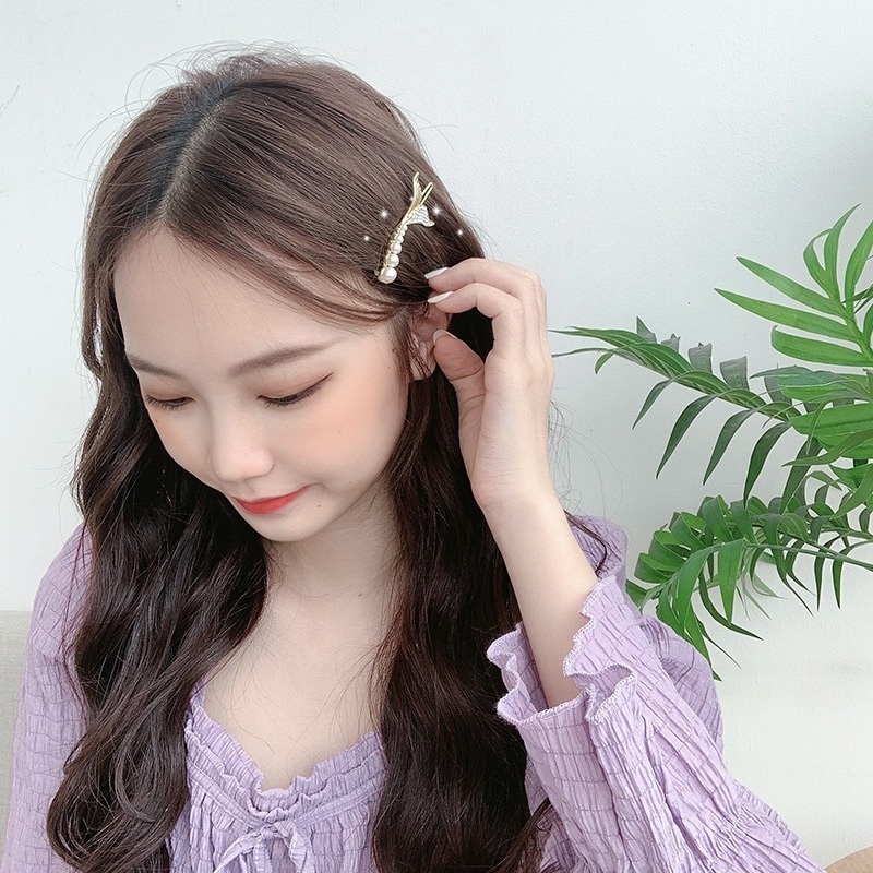 Kẹp tóc hình cá heo đính đá thời trang cho nữ