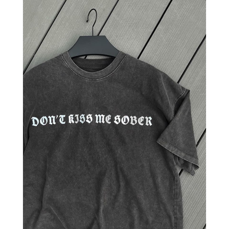 Áo Thun KISS ME Ulzzang Unisex 2 Màu- Áo Phông Nam Nữ Unisex Tay Lỡ 100% Cotton  - OCEAN.CLO