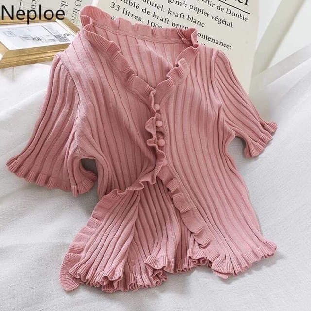 Áo Kiểu NEVER STOP CROPTOP màu HỒNG thiết kế gài nút 1 nửa khoe vòng eo chất len dày co giãn hàng nhập quảng châu