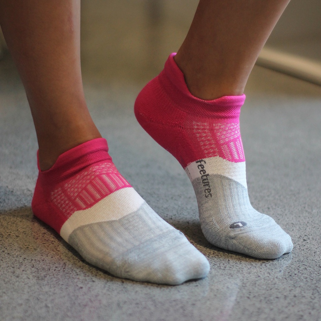 Tất vớ chạy bộ Feetures cổ ngắn ( SET 4 đôi ) thể thao nam nữ, hàng dệt kim 83% cotton xuất khẩu Mỹ